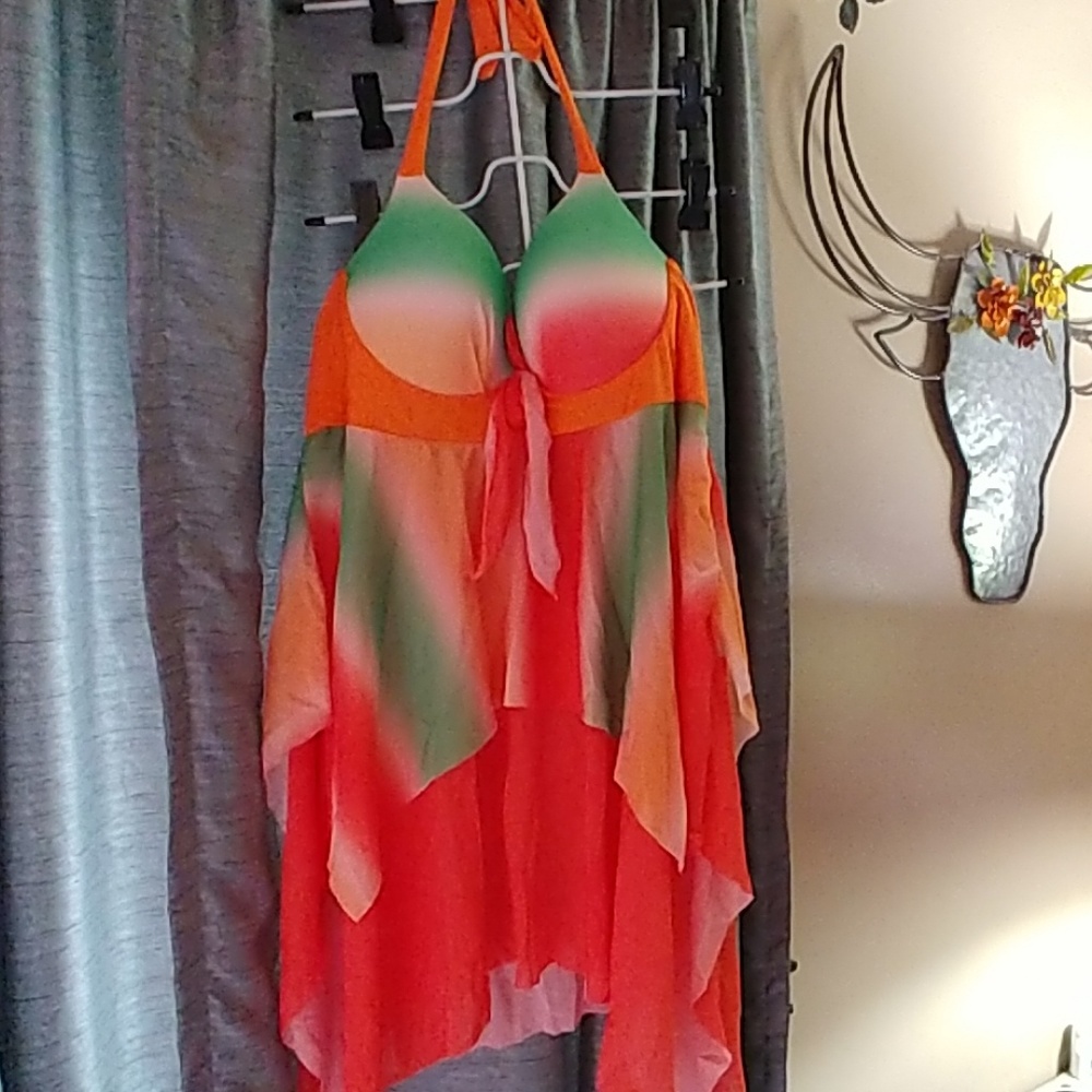 Adorable bathing suit, never worn